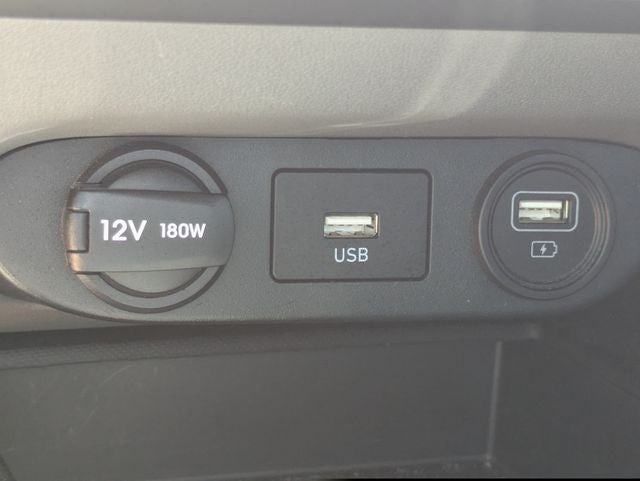 2022 Hyundai Elantra SE