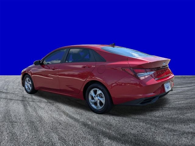 2022 Hyundai Elantra SE