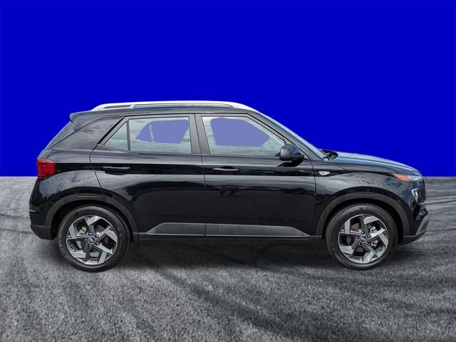 2022 Hyundai Venue SEL