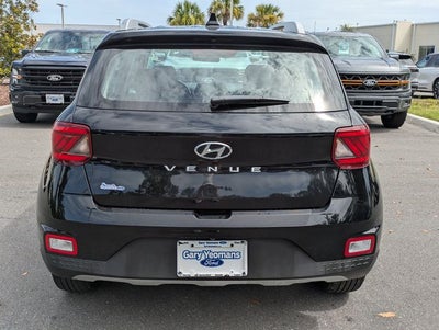 2022 Hyundai Venue SEL