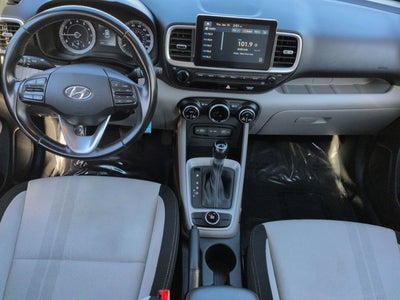 2022 Hyundai Venue SEL