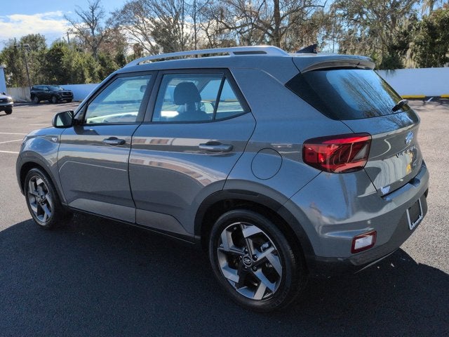 2022 Hyundai Venue SEL