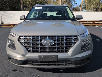 2022 Hyundai Venue SEL