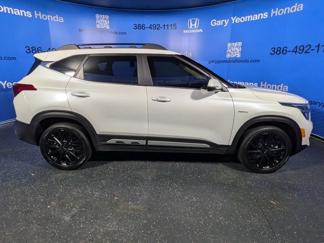 2022 Kia Seltos Nightfall