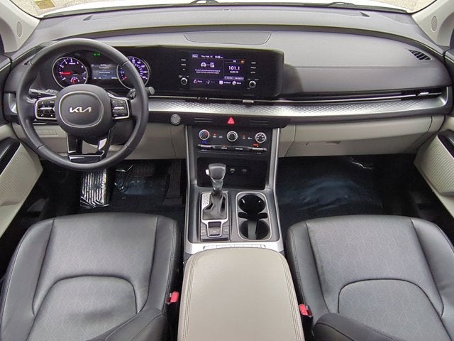 2022 Kia Carnival LXS