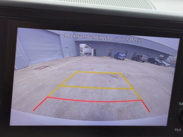 2022 Kia Carnival LXS