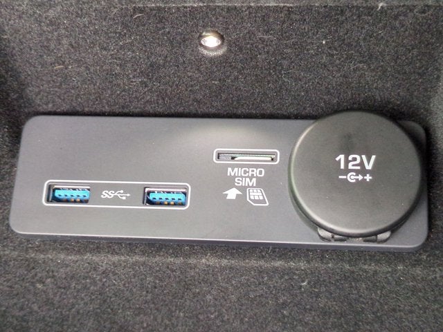 2019 Jaguar E-PACE R-Dynamic HSE