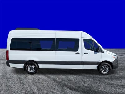2025 Mercedes-Benz Sprinter 2500 Passenger 170 WB High Roof