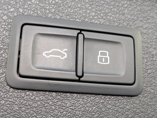 2018 Audi Q3 2.0T Premium