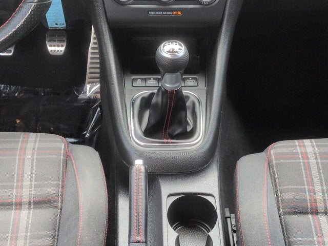 2014 Volkswagen Golf GTI Wolfsburg Edition