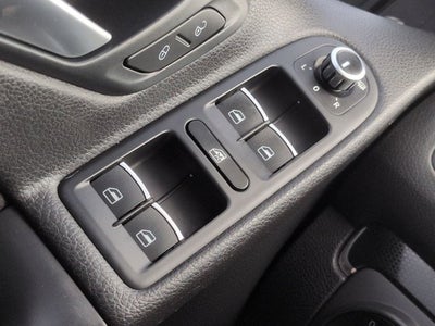 2014 Volkswagen Golf GTI Wolfsburg Edition