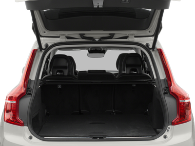2017 Volvo XC90 T6 Momentum