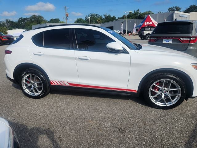 2019 Alfa Romeo Stelvio Ti Sport
