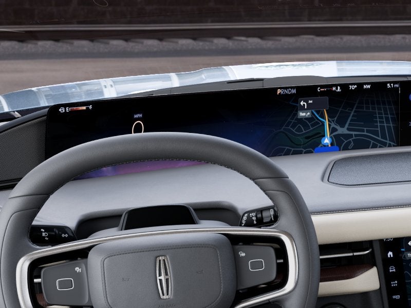 2027 Lincoln Navigator Premiere