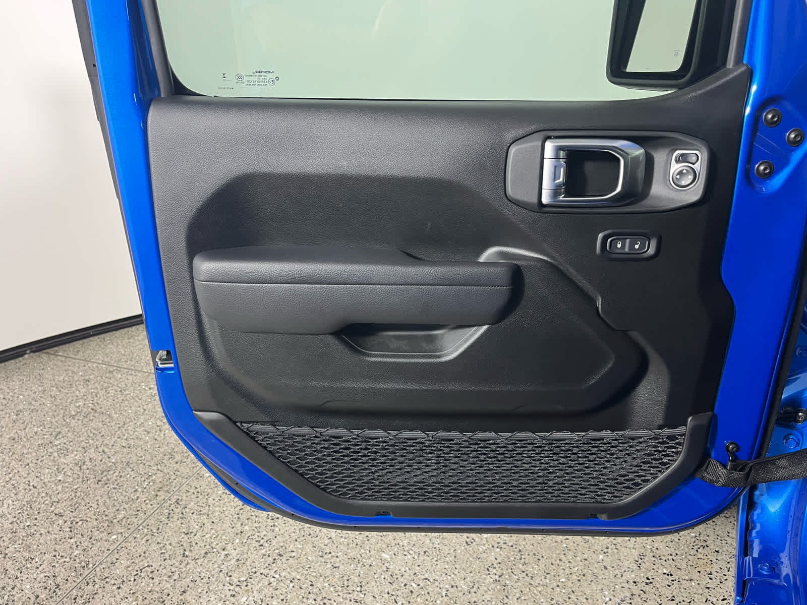 2025 Jeep Wrangler 4-Door Summit 4x4