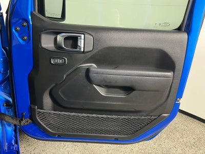 2025 Jeep Wrangler 4-Door Summit 4x4