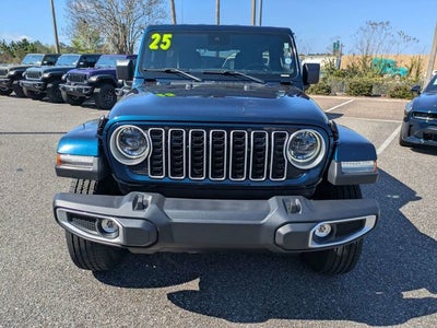 2025 Jeep Wrangler Sahara