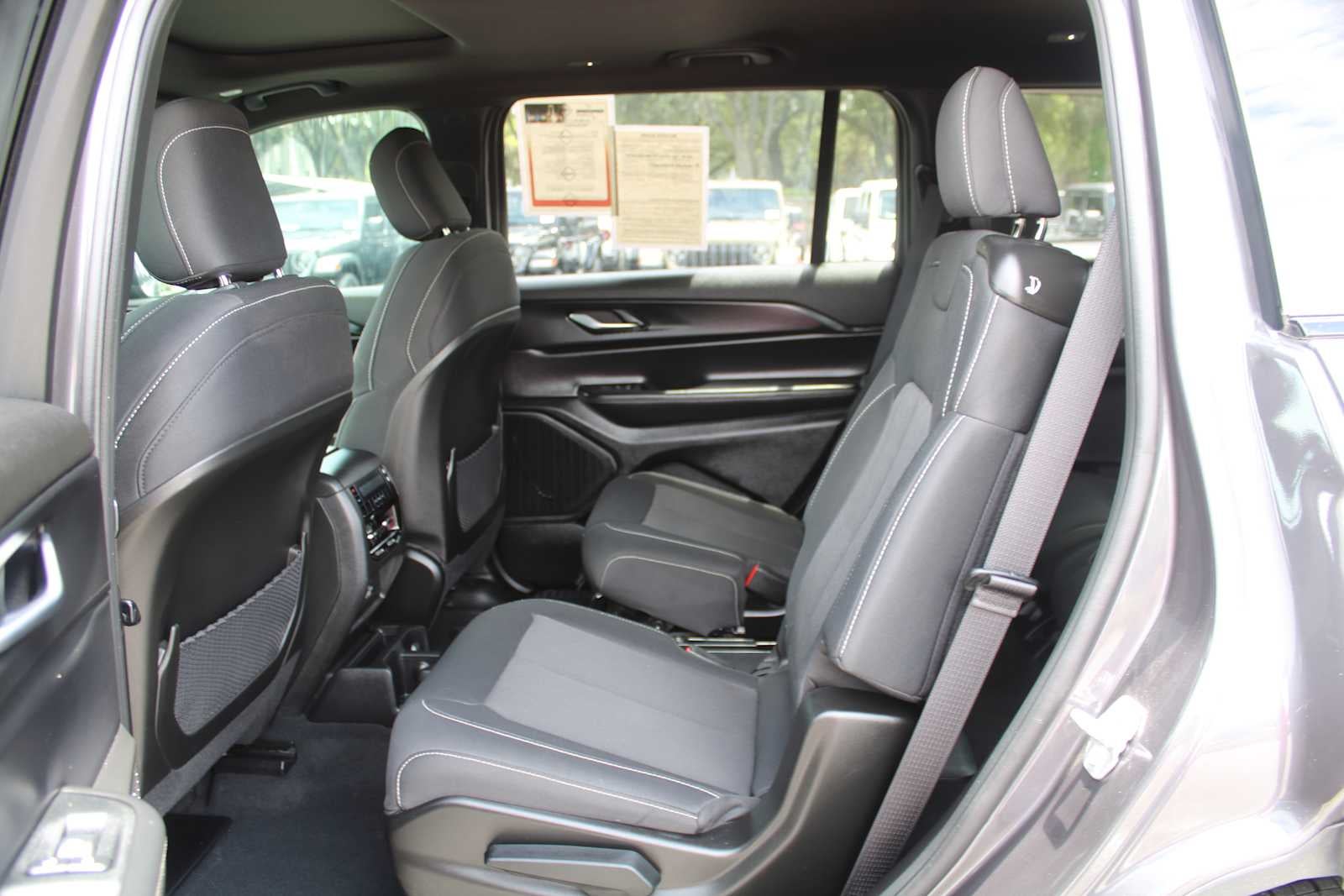 2025 Jeep Grand Cherokee L Laredo X