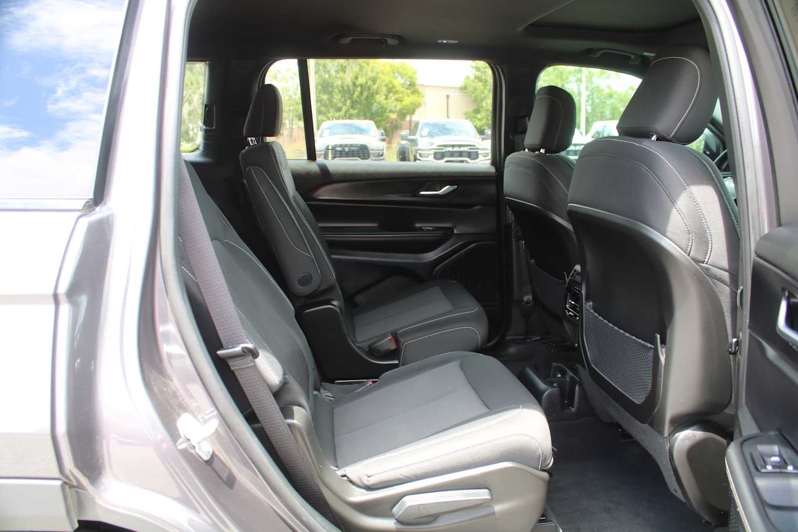 2025 Jeep Grand Cherokee L Laredo X