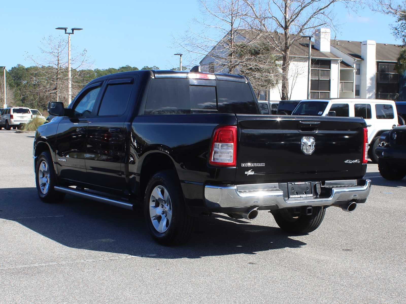 2021 RAM 1500 Big Horn Crew Cab 4x4 5'7' Box