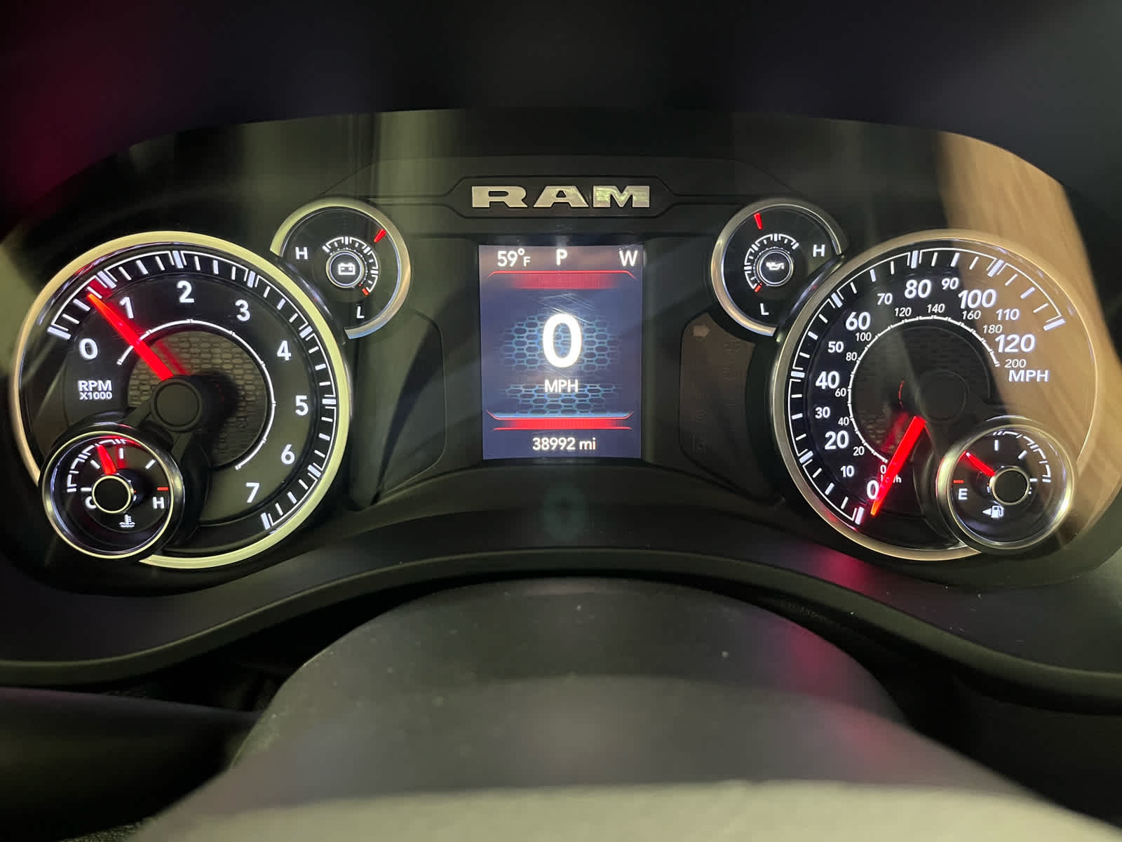 2020 RAM 1500 Big Horn Crew Cab 4x4 5'7' Box