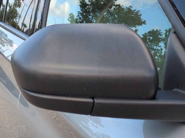 2023 Ford Explorer Base