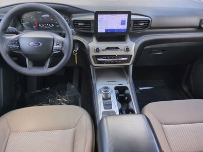 2023 Ford Explorer Base