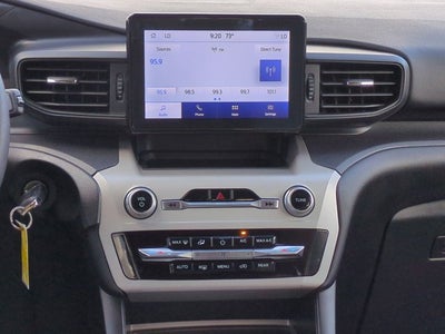 2023 Ford Explorer Base