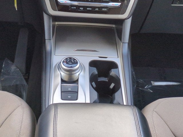 2023 Ford Explorer Base