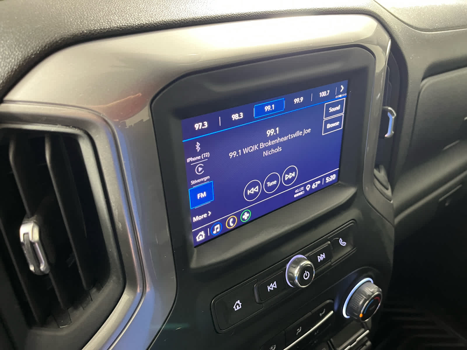 2024 Chevrolet Silverado 1500 2WD Crew Cab Short Bed Custom