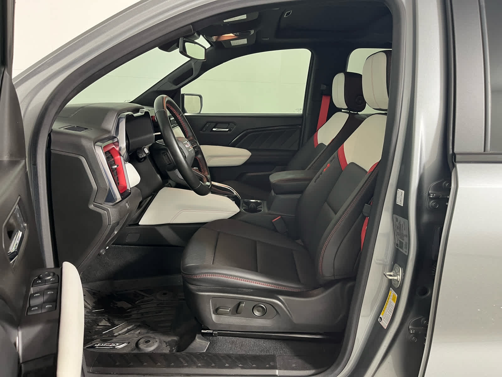 2024 GMC Canyon 4WD AT4X