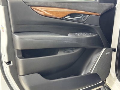 2016 Cadillac Escalade Standard