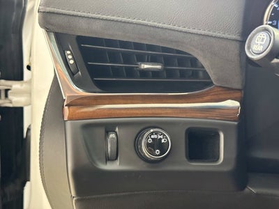 2016 Cadillac Escalade Standard