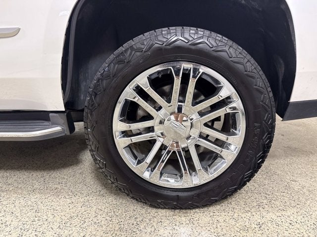 2016 Cadillac Escalade Standard