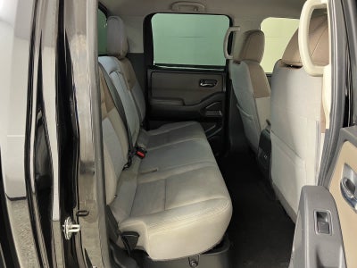 2022 Nissan Frontier Crew Cab SV 4x4