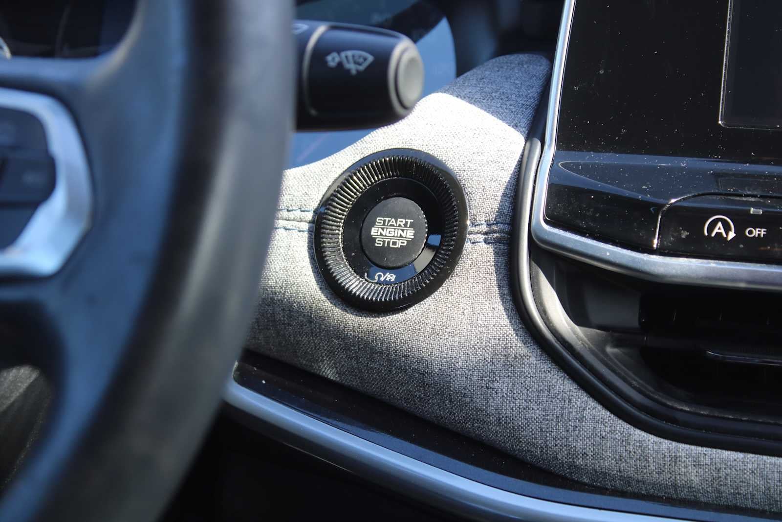 2022 Jeep Compass Latitude FWD