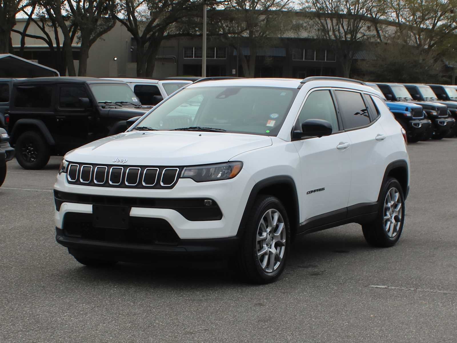 2022 Jeep Compass Latitude Lux 4x4