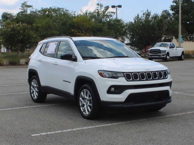 2023 Jeep Compass Latitude Lux