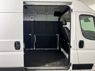 2025 RAM ProMaster Tradesman