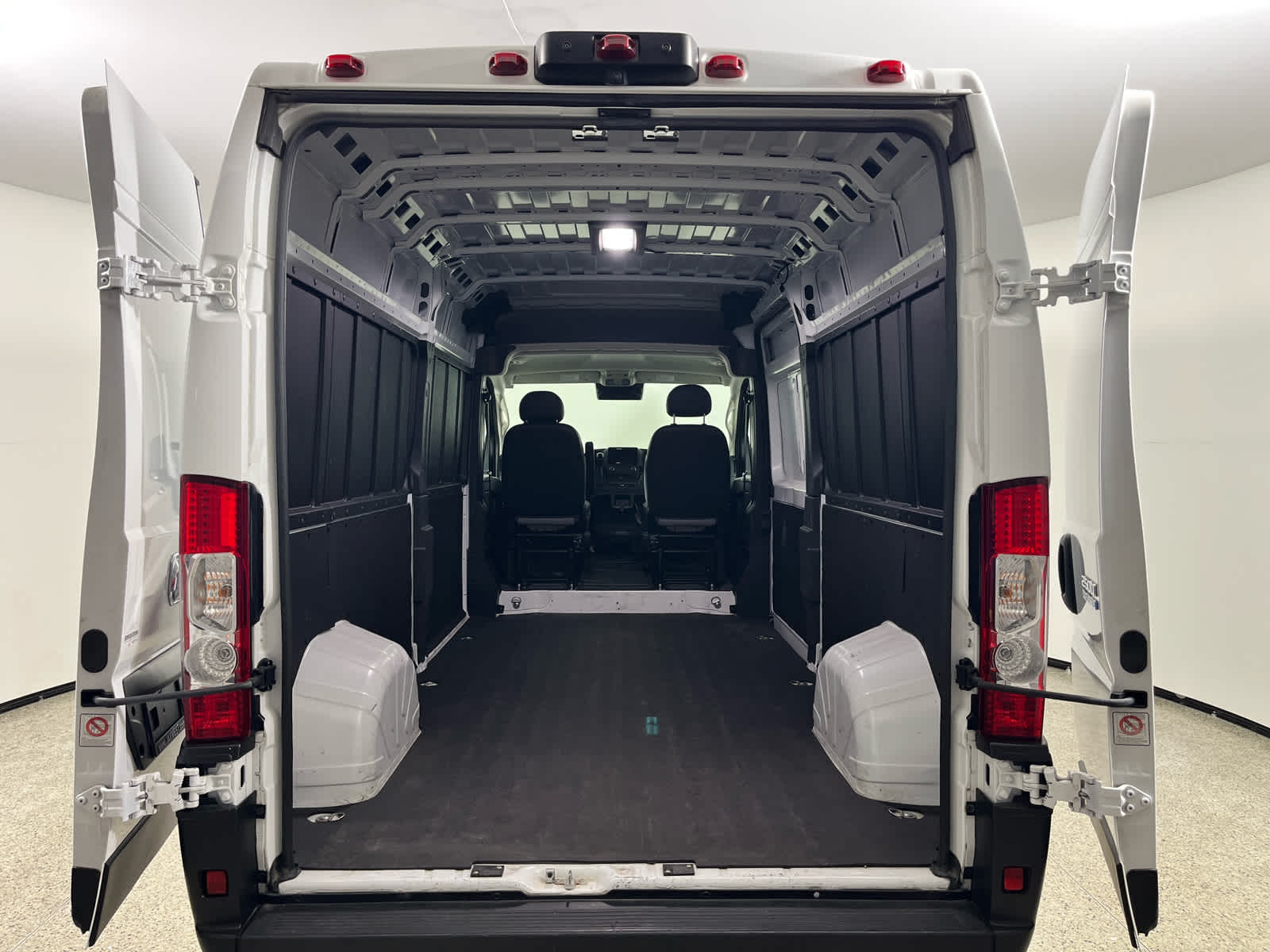 2025 RAM ProMaster Tradesman