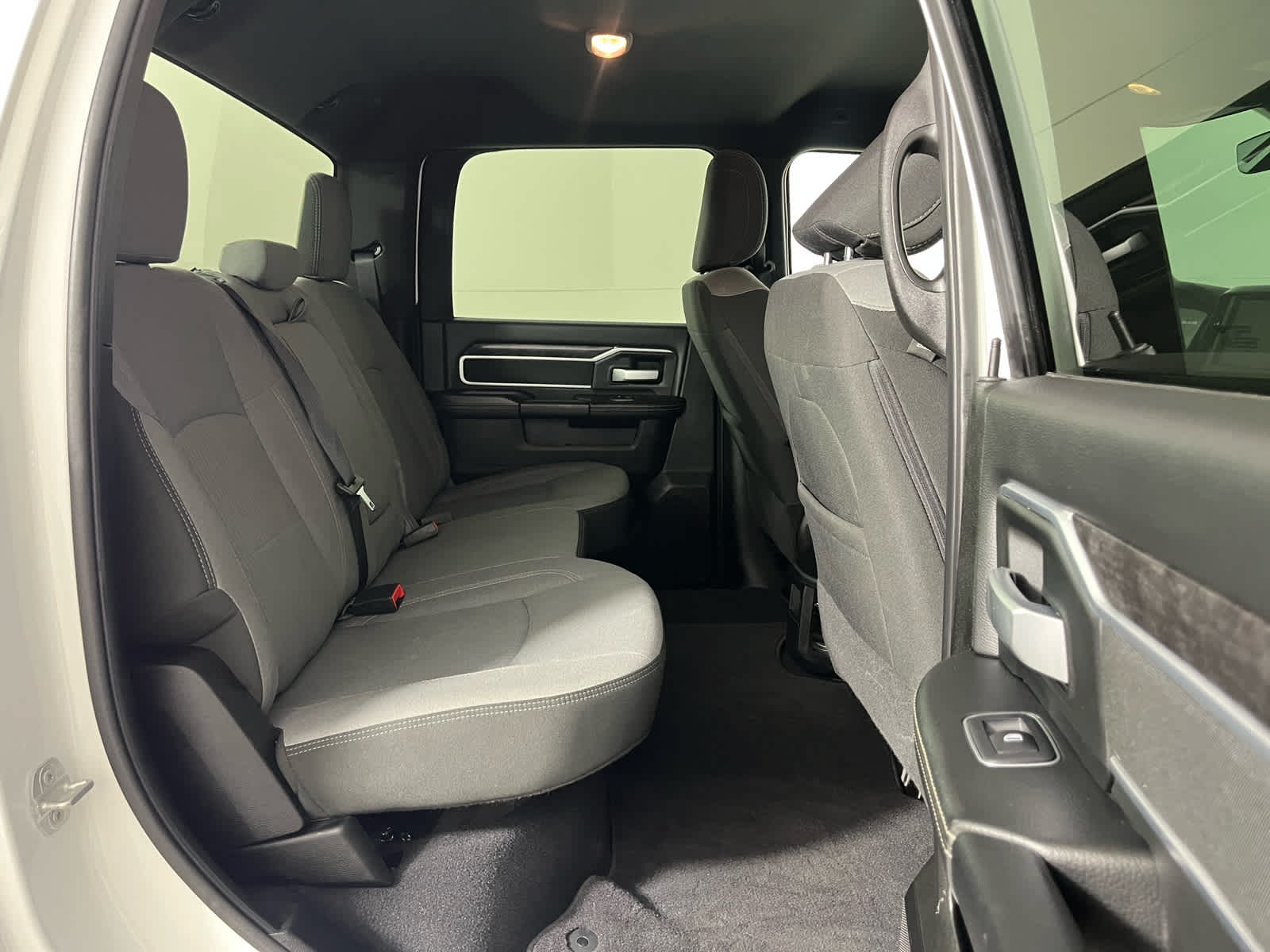 2024 RAM 2500 Big Horn Crew Cab 4x4 8' Box