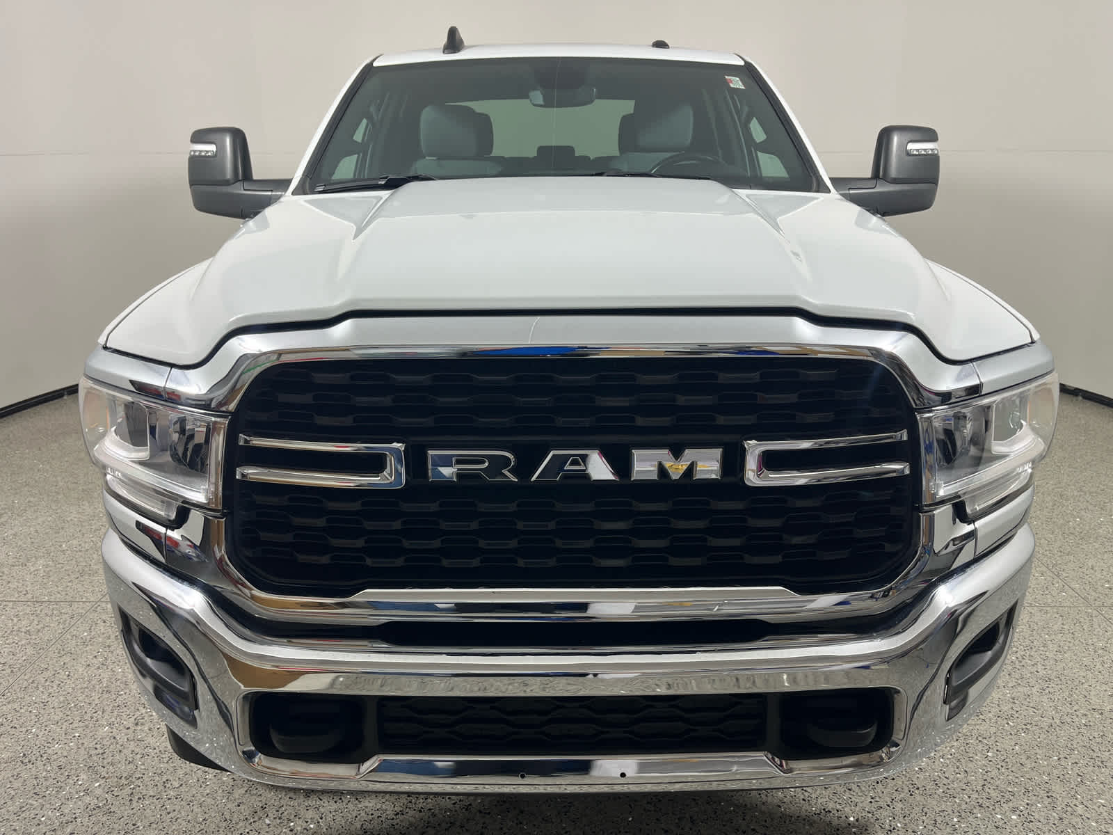 2024 RAM 2500 Big Horn Crew Cab 4x4 8' Box