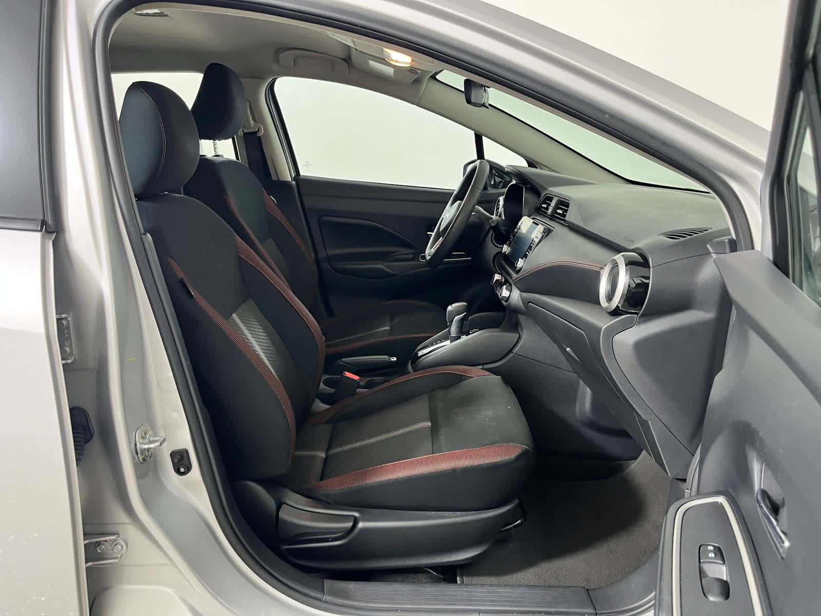 2024 Nissan Versa SR