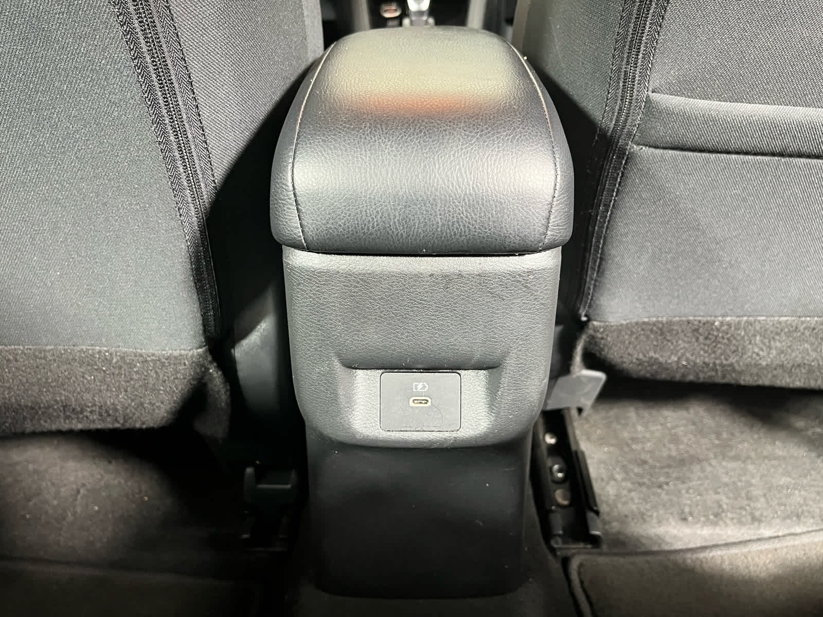 2024 Nissan Versa SR