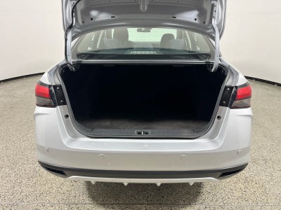 2024 Nissan Versa SR