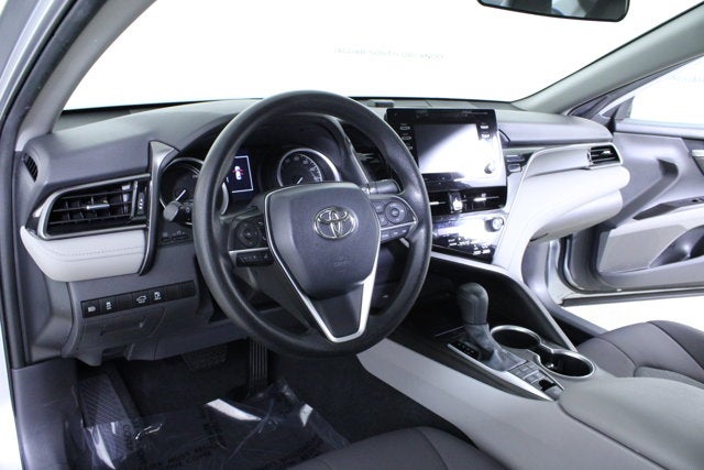2022 Toyota Camry Hybrid LE