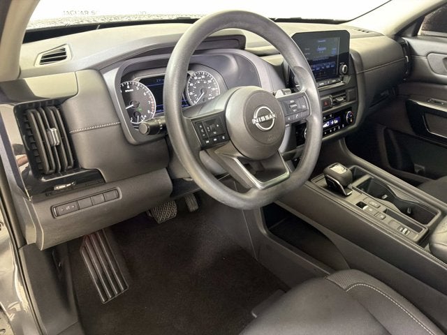 2023 Nissan Pathfinder S