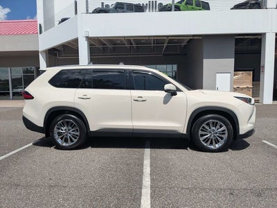 2024 Toyota Grand Highlander Platinum
