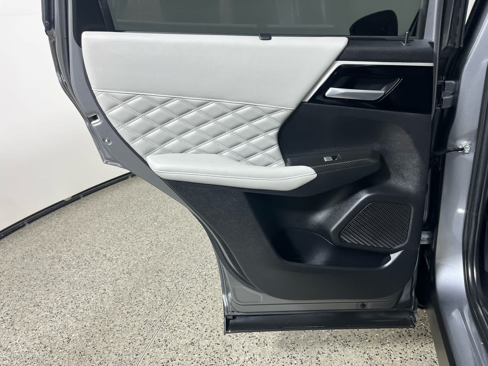 2023 Mitsubishi Outlander SEL 2.5 2WD