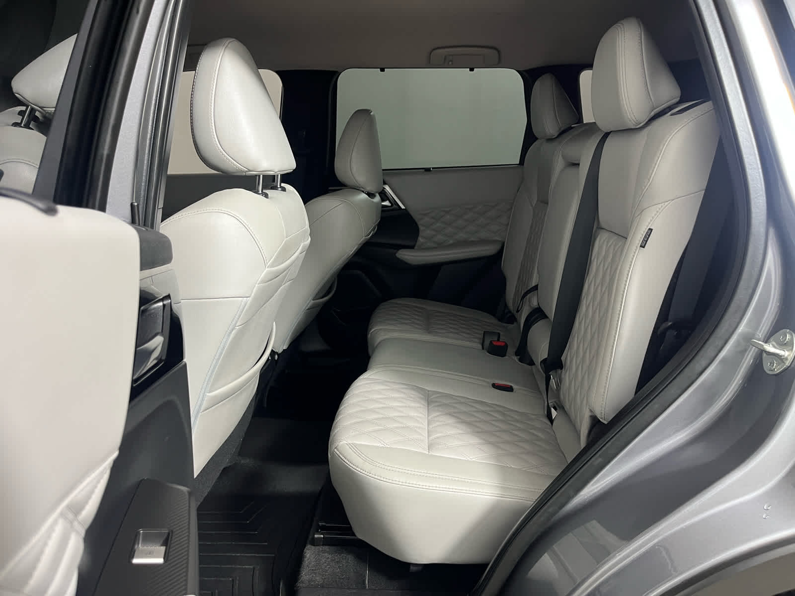 2023 Mitsubishi Outlander SEL 2.5 2WD